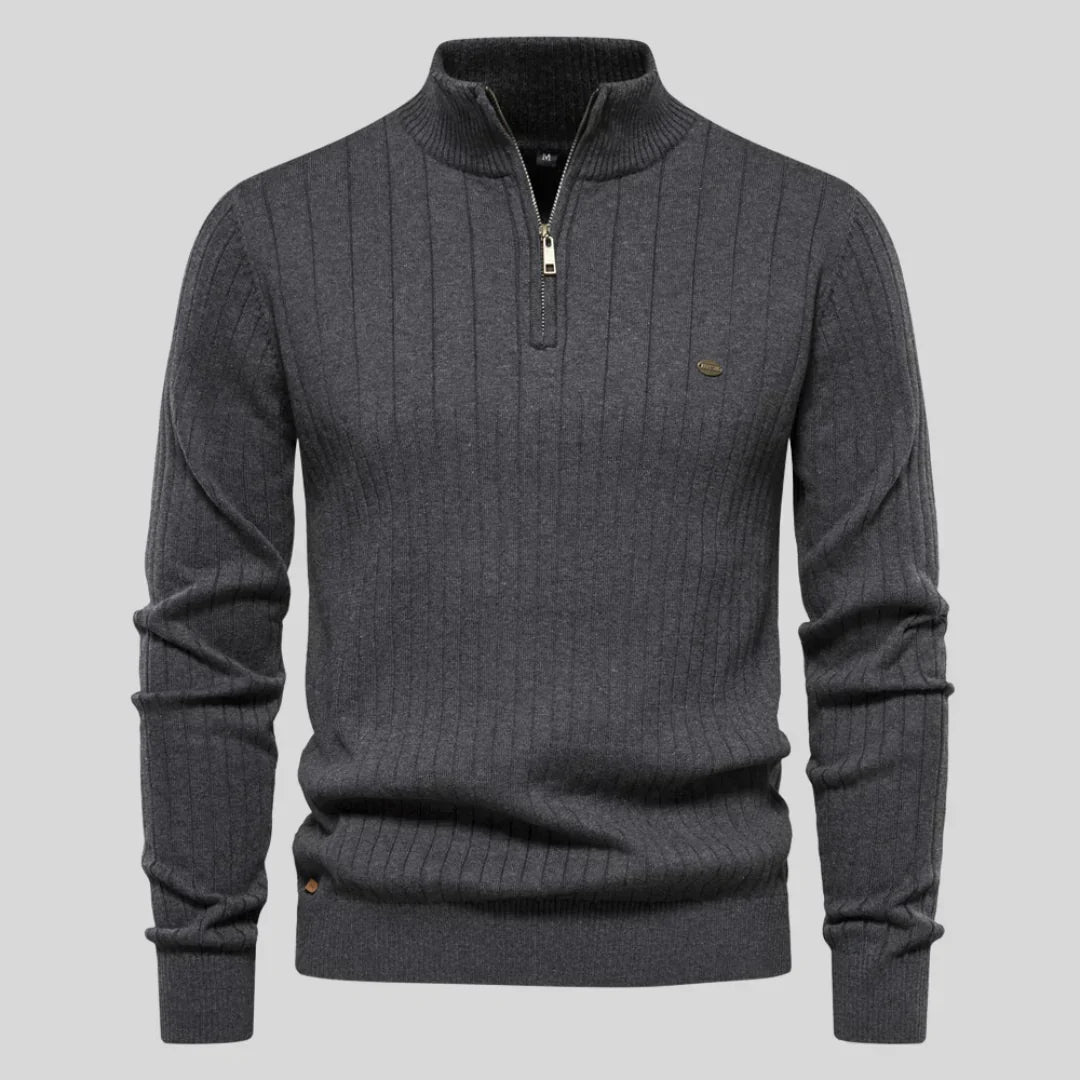 Martin – Elegantni Pulover s Ogrlicom