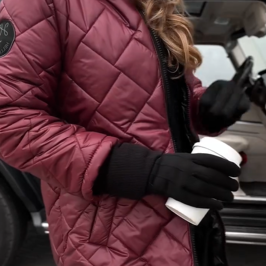 Bogna | Elegantna quilted jakna s kapuljačom