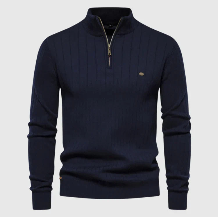 Martin – Elegantni Pulover s Ogrlicom